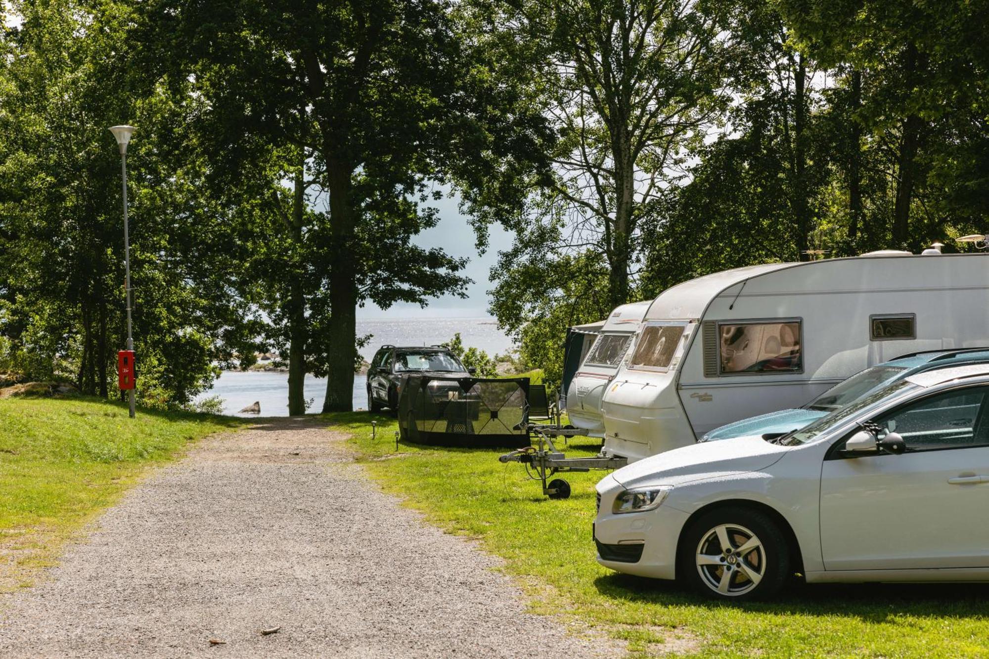 קרלסהאמן Kolleviks Camping Och Stugby מראה חיצוני תמונה